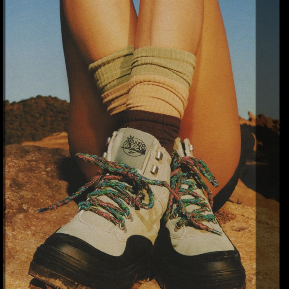 Hiking Boots with Multicolor Laces